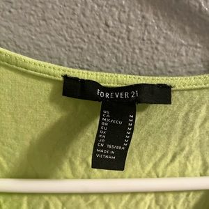 forever 21 cropped short sleeve top